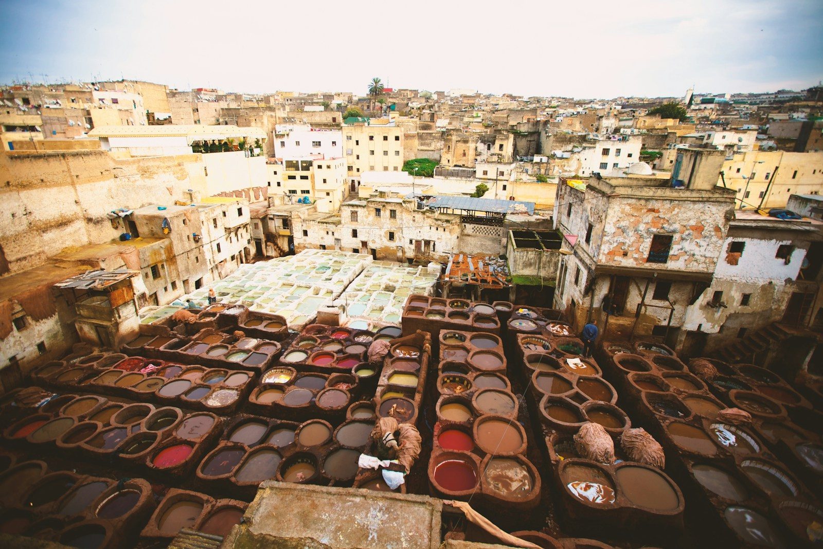 concrete4 days Sahara tour from Marrakech to Fes houses during daytime